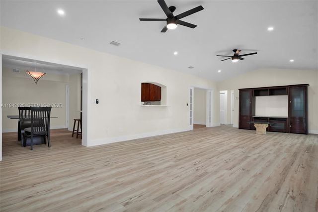 7695 SW 142nd St, Palmetto Bay, FL 33158