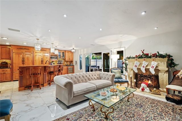 26711 Corsica, Mission Viejo, CA 92692