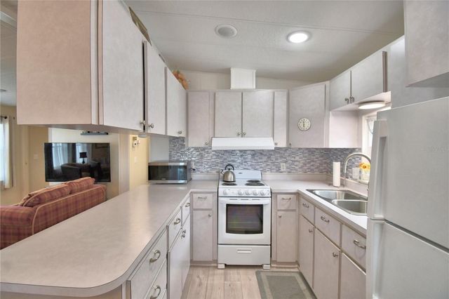 9000 US HIGHWAY 192 38, Clermont, FL 34714