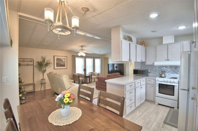 9000 US HIGHWAY 192 38, Clermont, FL 34714