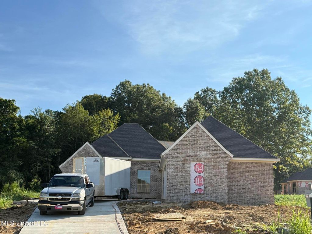 221 Jasmine Cove Circle, Brandon, MS 39042