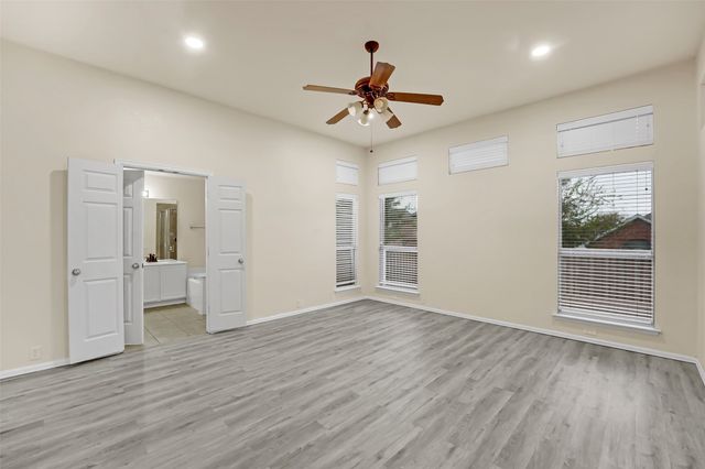 629 Rosarita Road, Arlington, TX 76002