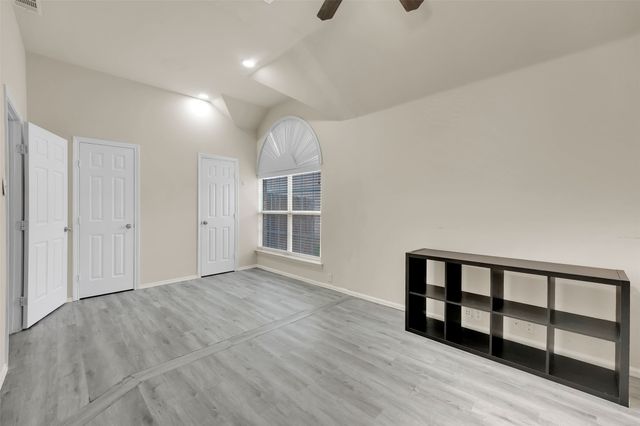 629 Rosarita Road, Arlington, TX 76002