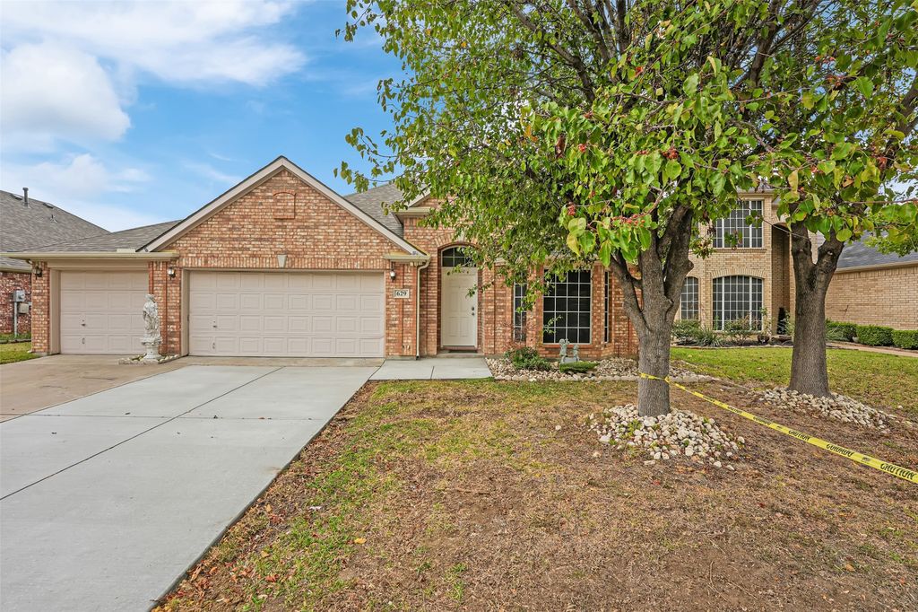 629 Rosarita Road, Arlington, TX 76002