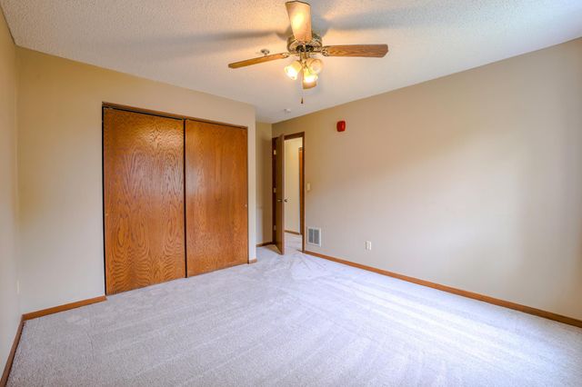 1225 Ferndale Street N B1, Maplewood, MN 55119