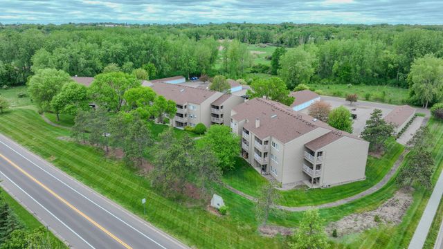 1225 Ferndale Street N B1, Maplewood, MN 55119
