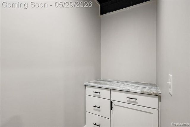 7659 Crimson Court, Utica, MI 48316