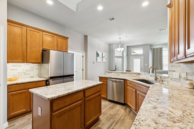 414 Lakefield Drive, Murphy, TX 75094