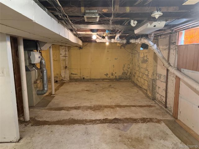 4124 Jackson Street, Dearborn Heights, MI 48125