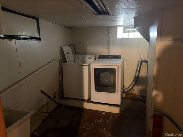 4124 Jackson Street, Dearborn Heights, MI 48125