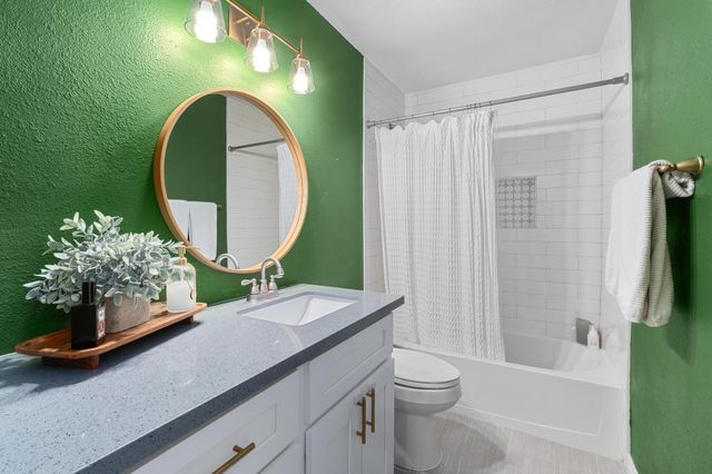 2801 Crownspoint DR, Austin, TX 78748