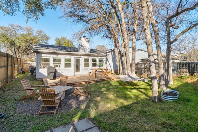 2801 Crownspoint DR, Austin, TX 78748