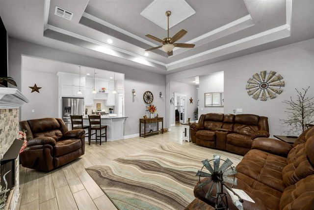 13111 Bentley Dr, Elgin, OK 73538