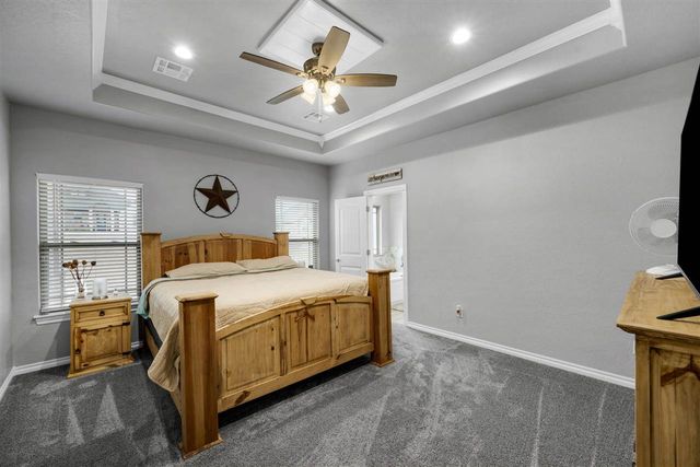 13111 Bentley Dr, Elgin, OK 73538