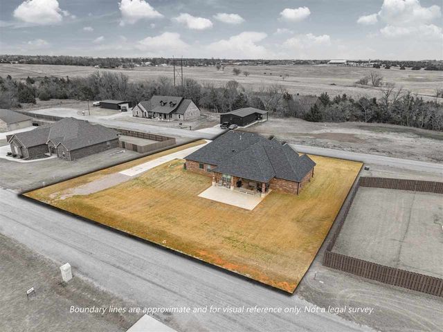 13111 Bentley Dr, Elgin, OK 73538