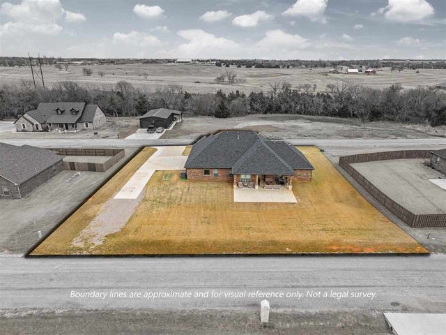 13111 Bentley Dr, Elgin, OK 73538