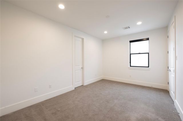 823 Aurora Street, Houston, TX 77009
