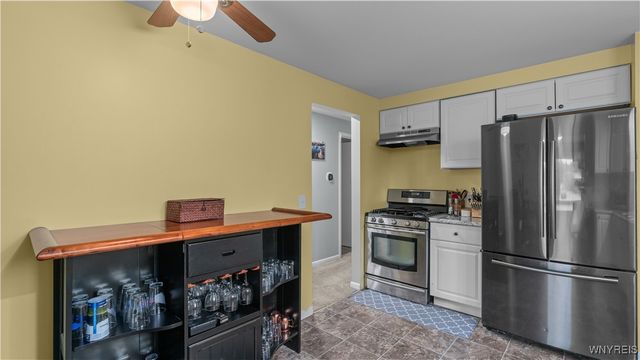 59 Ayrault Drive, Amherst, NY 14228