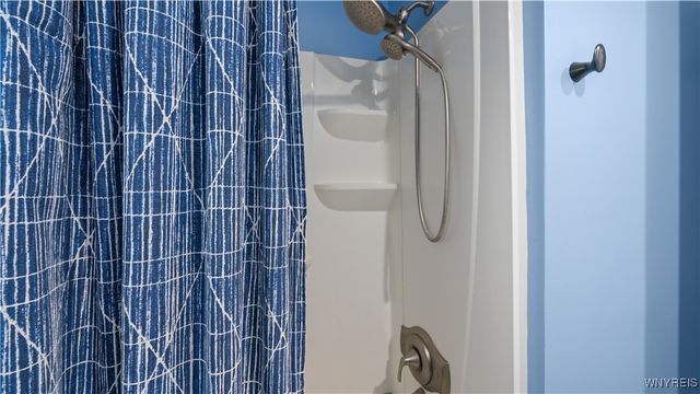 59 Ayrault Drive, Amherst, NY 14228