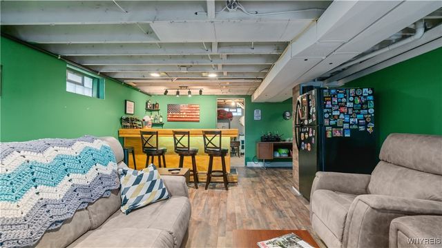 59 Ayrault Drive, Amherst, NY 14228