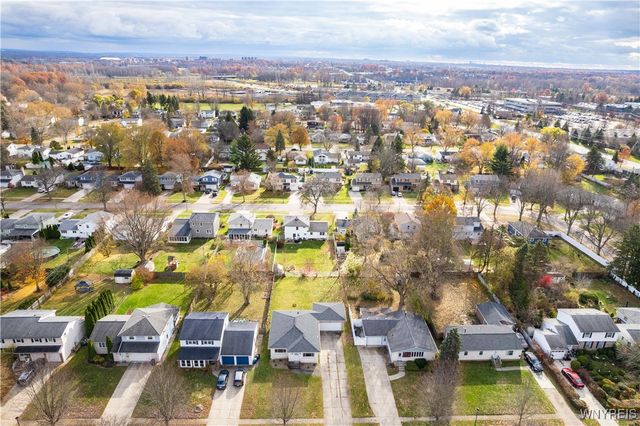 59 Ayrault Drive, Amherst, NY 14228