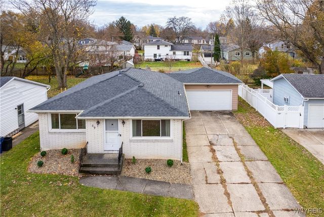 59 Ayrault Drive, Amherst, NY 14228