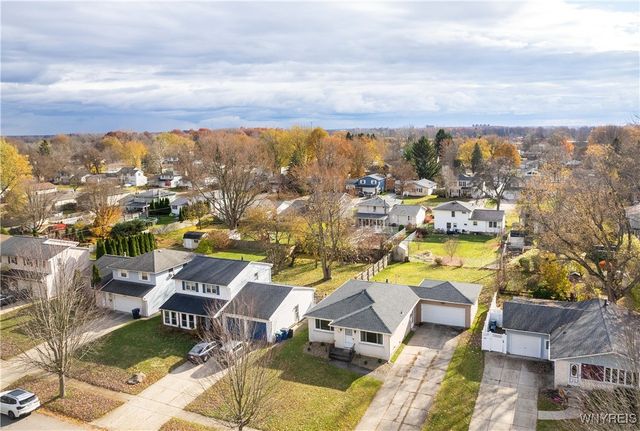 59 Ayrault Drive, Amherst, NY 14228