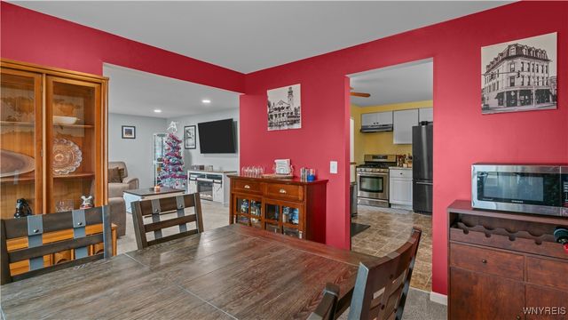 59 Ayrault Drive, Amherst, NY 14228