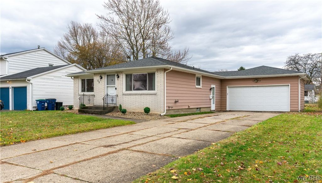 59 Ayrault Drive, Amherst, NY 14228