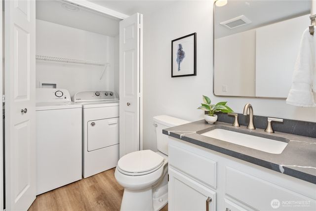 24221 SE 38th Place, Sammamish, WA 98029