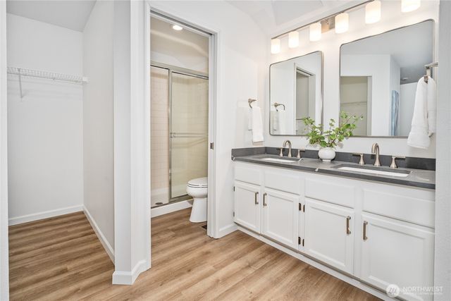 24221 SE 38th Place, Sammamish, WA 98029