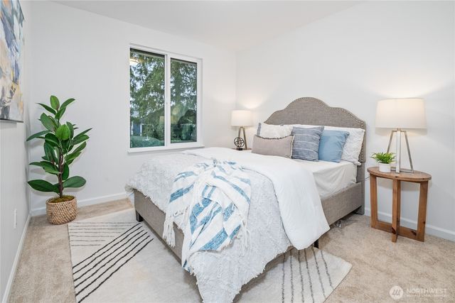 24221 SE 38th Place, Sammamish, WA 98029