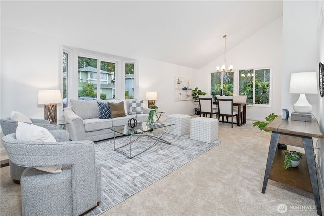 24221 SE 38th Place, Sammamish, WA 98029