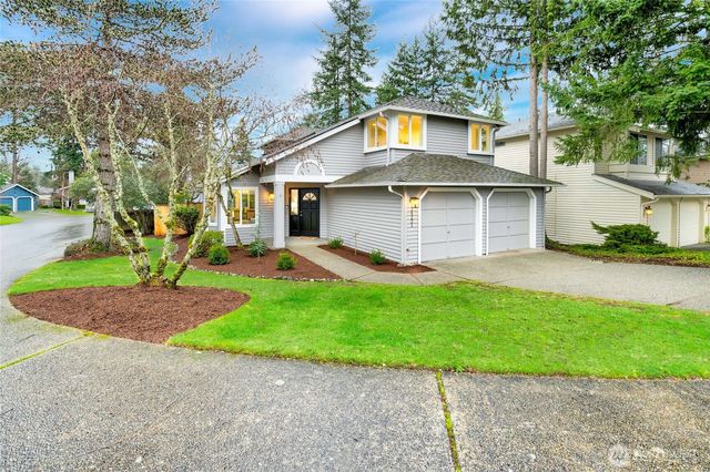 24221 SE 38th Place, Sammamish, WA 98029
