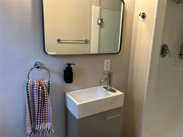 3320 CONWAY GARDENS ROAD, Orlando, FL 32806