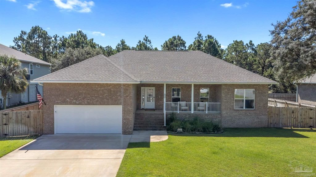 5721 Kailey Rd, Milton, FL 32583