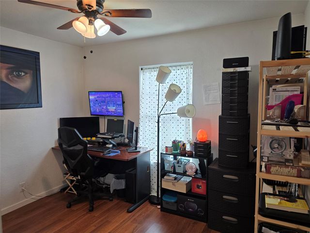 503 Mariposa ST, Taylor, TX 76574