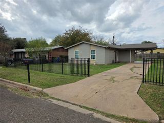 503 Mariposa ST, Taylor, TX 76574