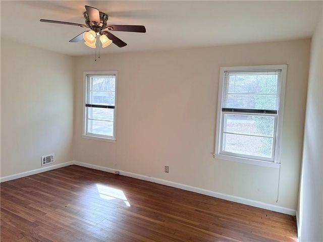 1226 Hickory SW Drive, Lilburn, GA 30047