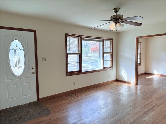 1226 Hickory SW Drive, Lilburn, GA 30047