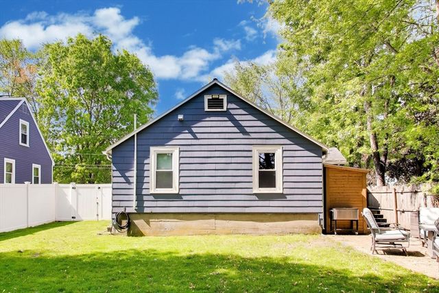 22 Douglas Rd, Ashland, MA 01721