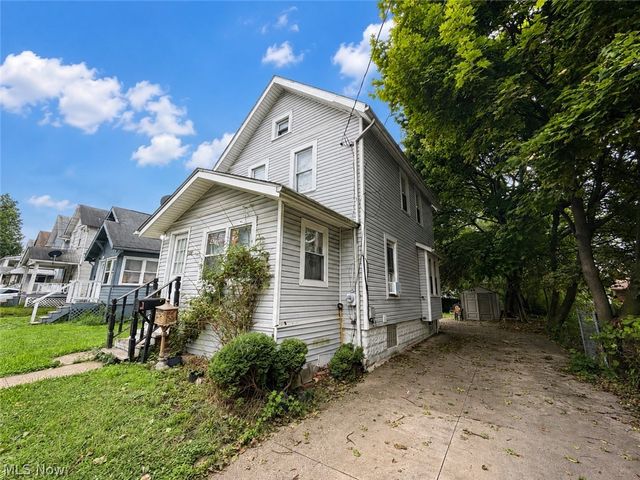 1180 Wilbur Avenue, Akron, OH 44301