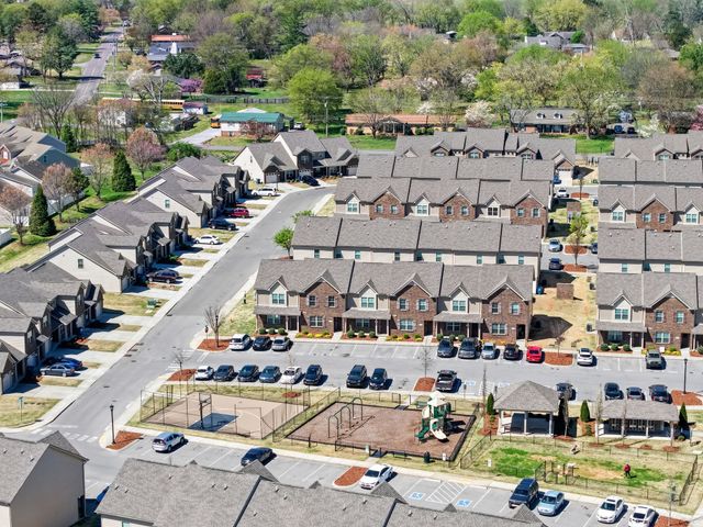 2036 Alpental Rd, Smyrna, TN 37167