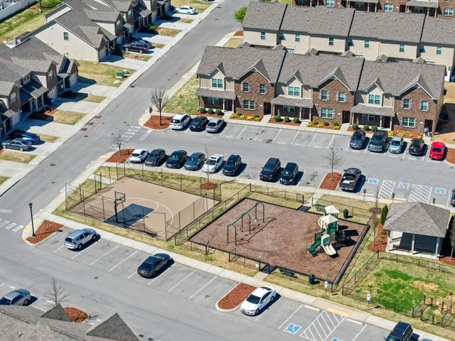 2036 Alpental Rd, Smyrna, TN 37167
