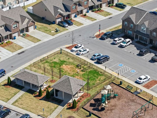 2036 Alpental Rd, Smyrna, TN 37167
