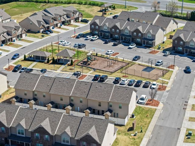 2036 Alpental Rd, Smyrna, TN 37167