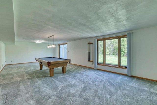 N2W31920 Twin Oaks DRIVE, Delafield, WI 53018