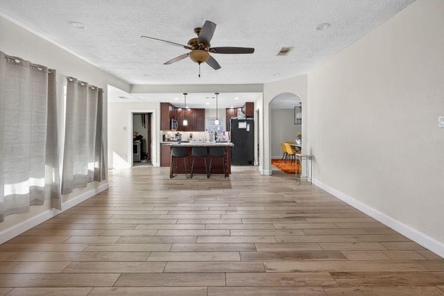 15715 Laurel Heights Drive, Houston, TX 77084