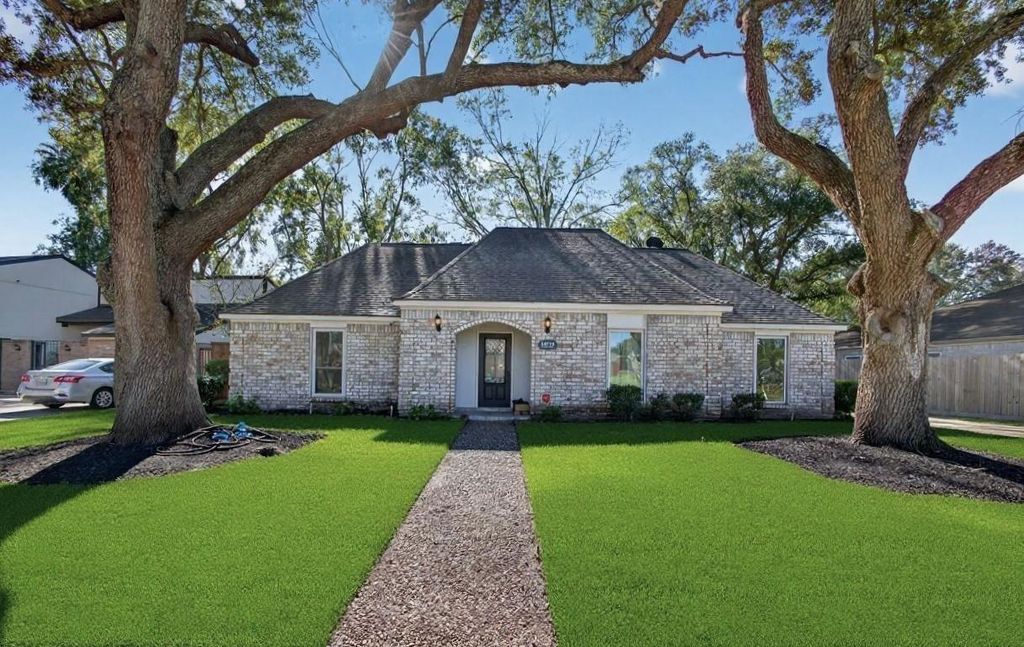 15715 Laurel Heights Drive, Houston, TX 77084