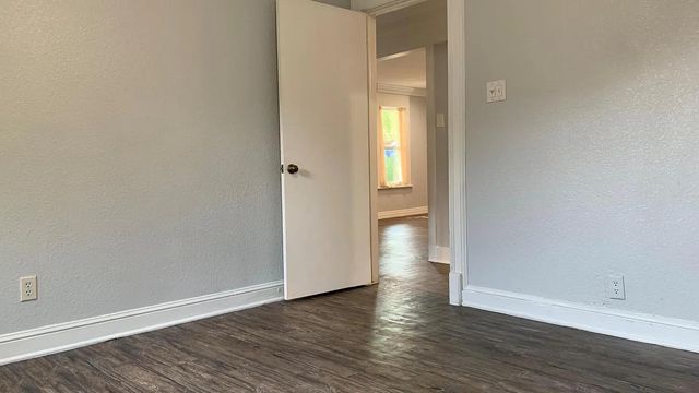 900 Carver Street, Mesquite, TX 75149